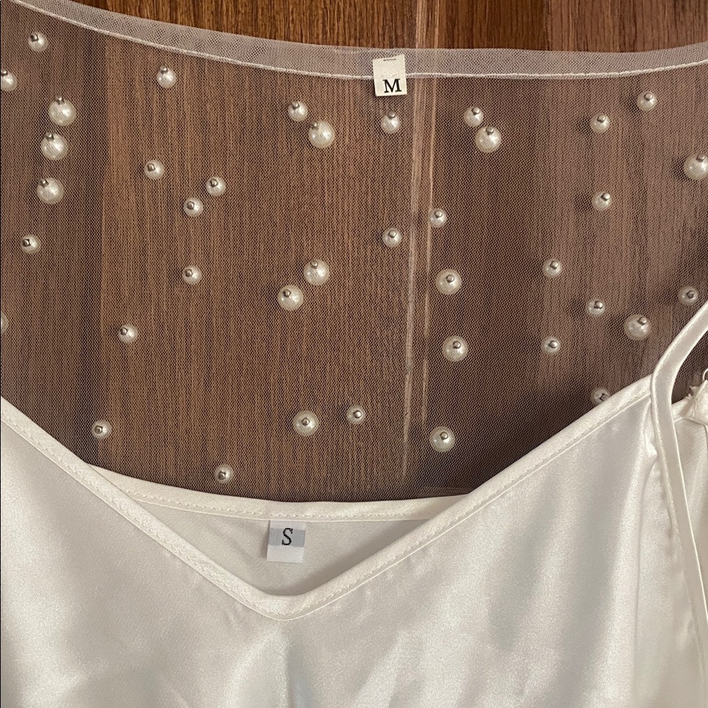 Bridal satin slip and pearled robe - Picture 5 of 5